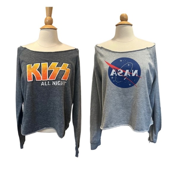 Lot of 2 Kiss Nasa Graphic Cropped Sweat Shirts - Picture 1 of 9